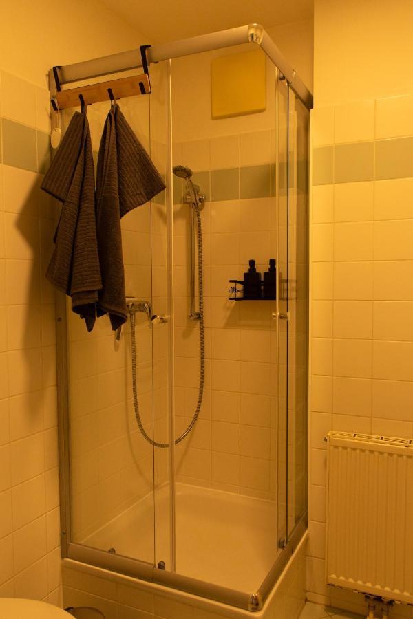 Modern - Neu - Gemutlich - Self Checkin - Zentral - Strassenbahn 38 Zum Ring Apartment Виена Екстериор снимка